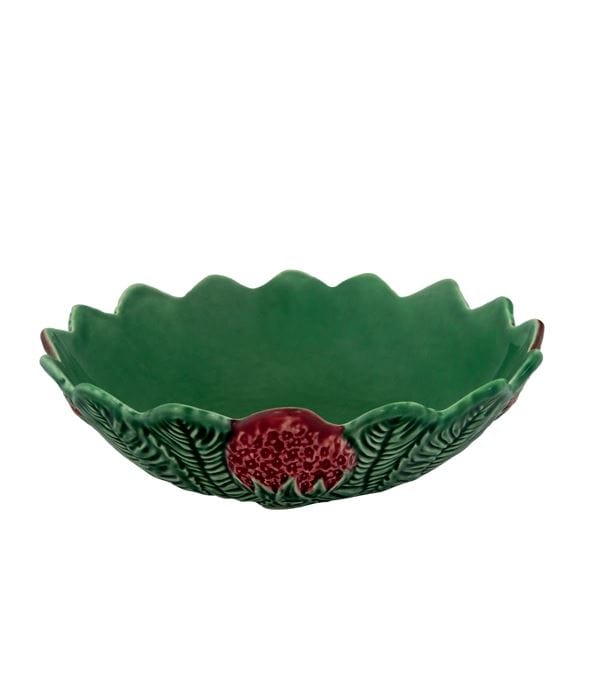 Bordallo Pinheiro Strawberry Scalloped Bowl – Gaudion Furniture