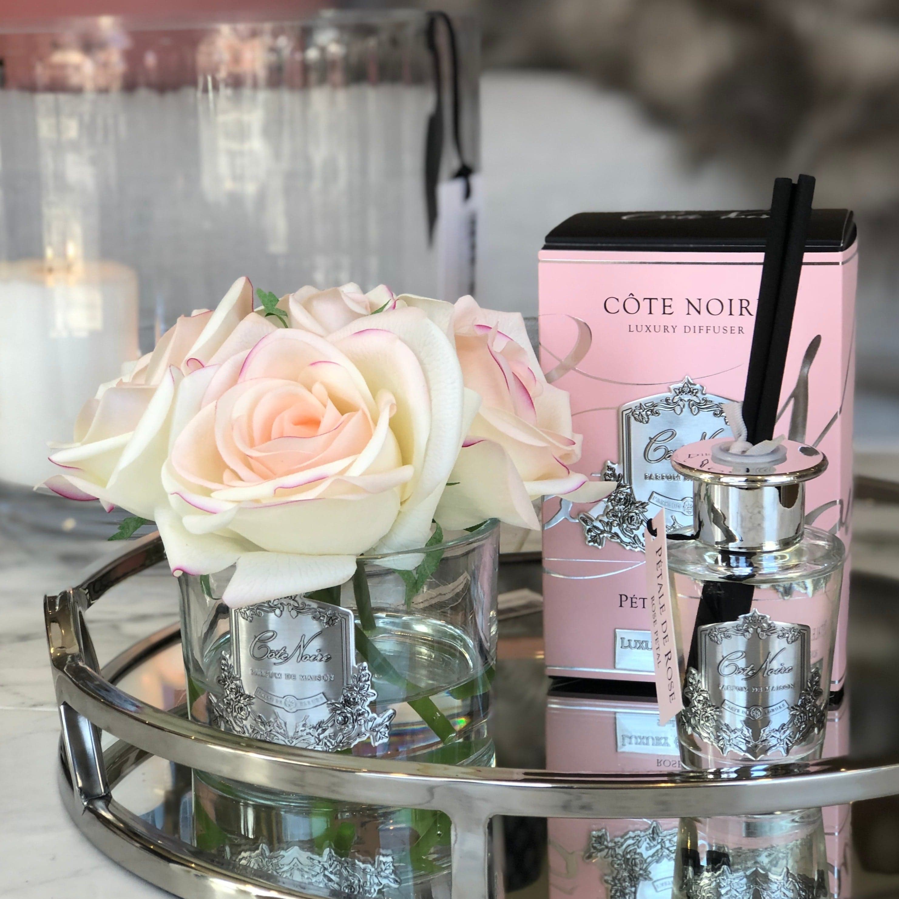 Blush discount noir perfume